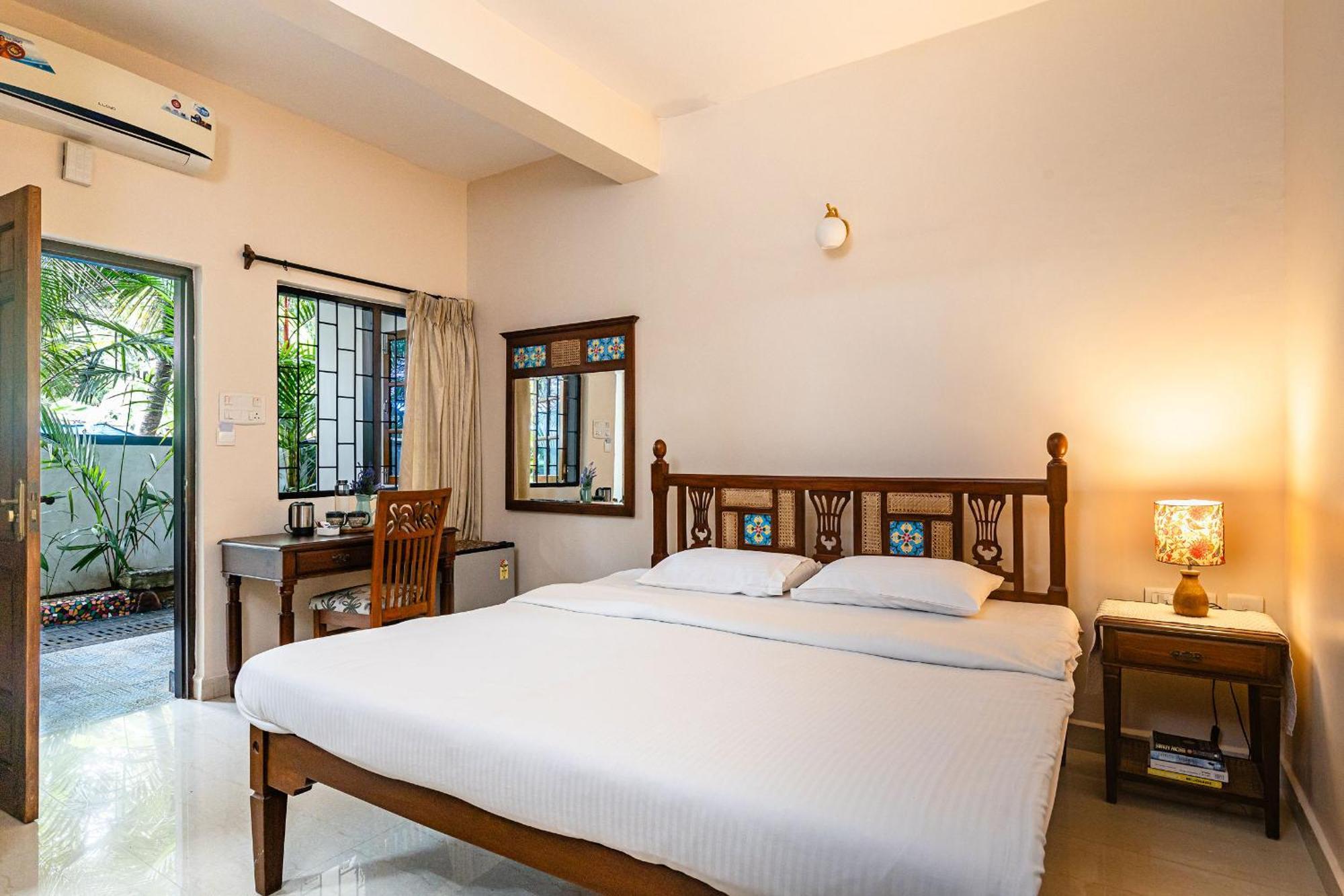 Mistral Holidays Near Trinity & Apartment *