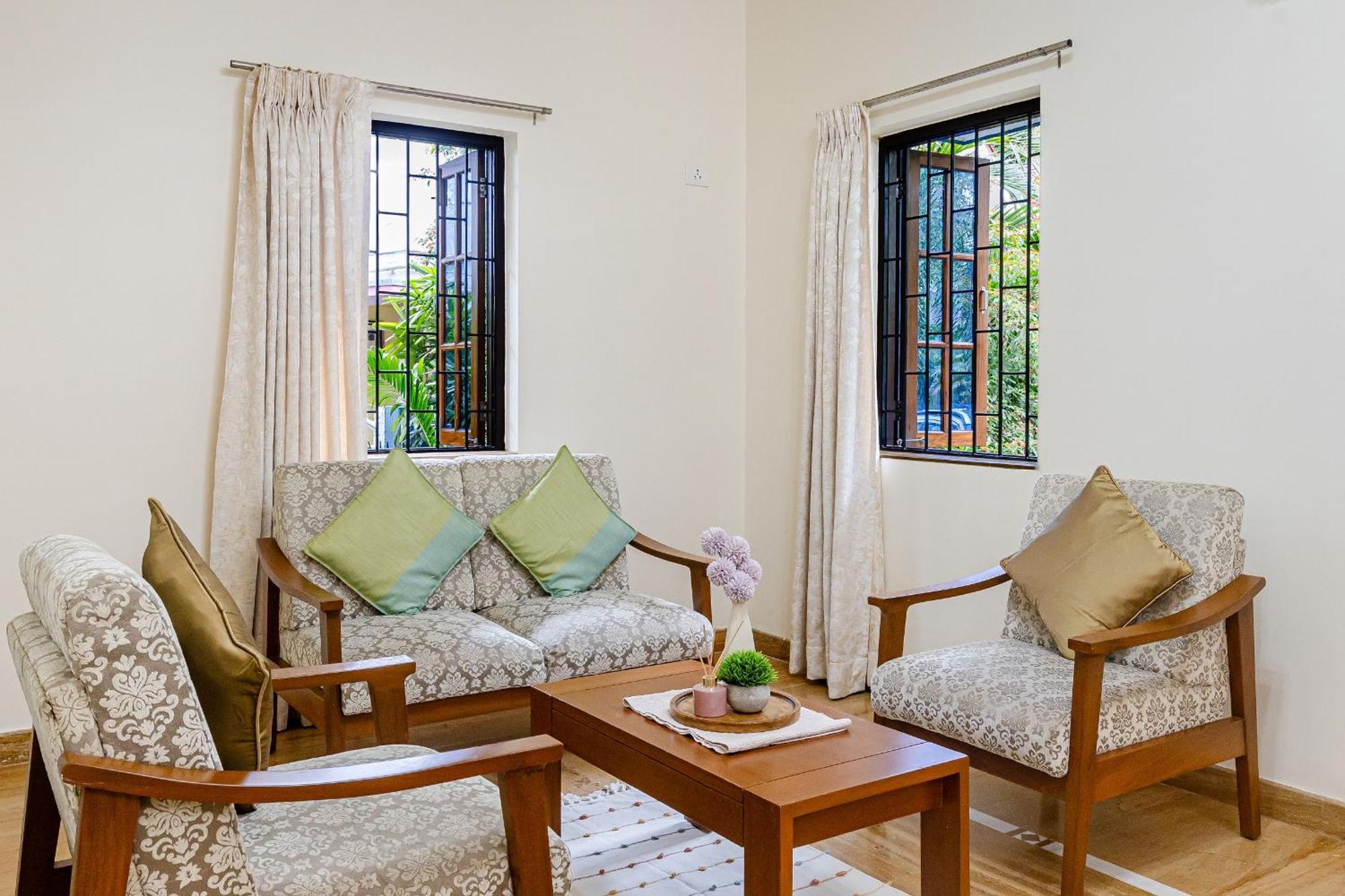 Mistral Holidays Near Trinity & Apartment Benaulim