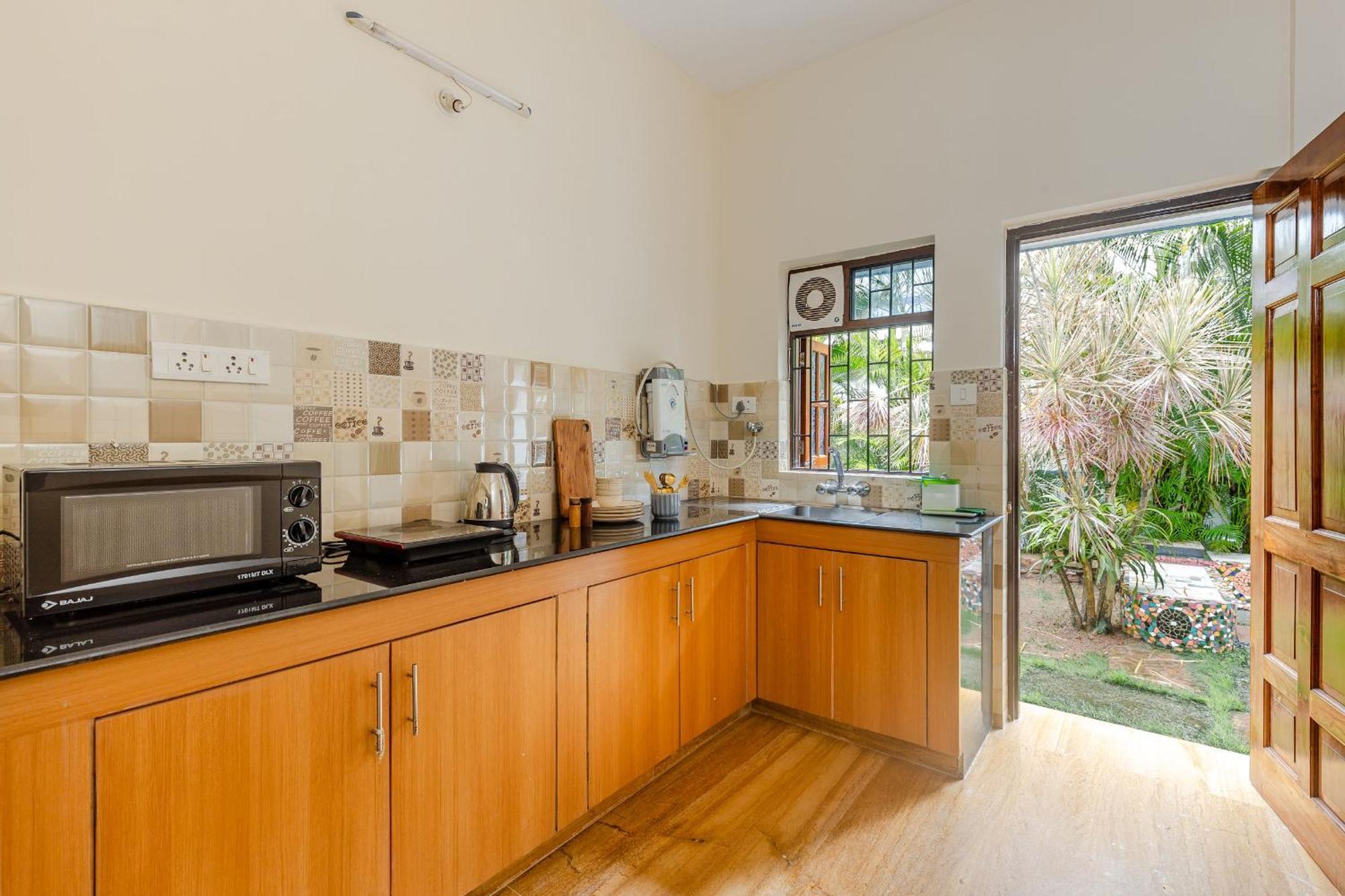 Apartment Mistral Holidays Near Trinity & *